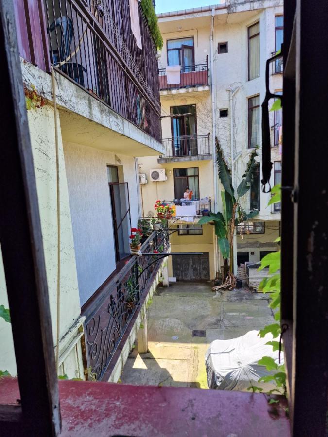Apartment In Batumi Eksteriør bilde